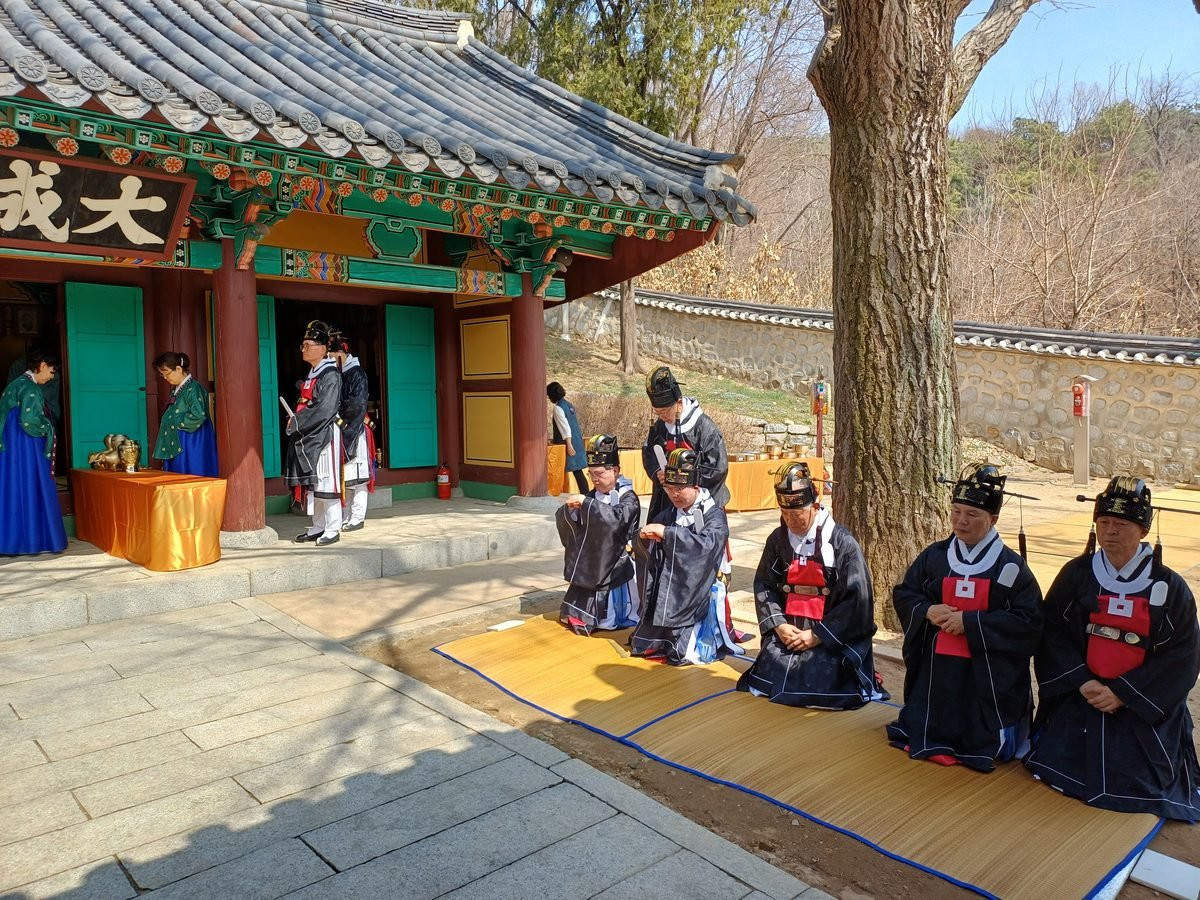 춘기석전 헌관 궤